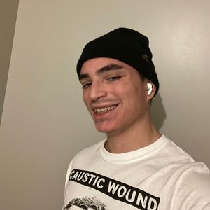 Meet your Posher, Adam